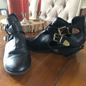 Cut-out booties